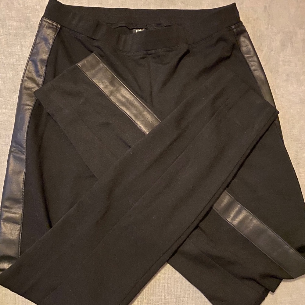 DKNY black leggings leather side